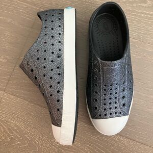 Youth size 3 black glitter like new